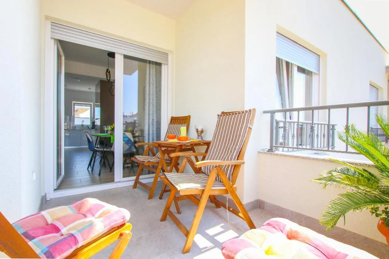 Apartman Gaby Τρογκίρ