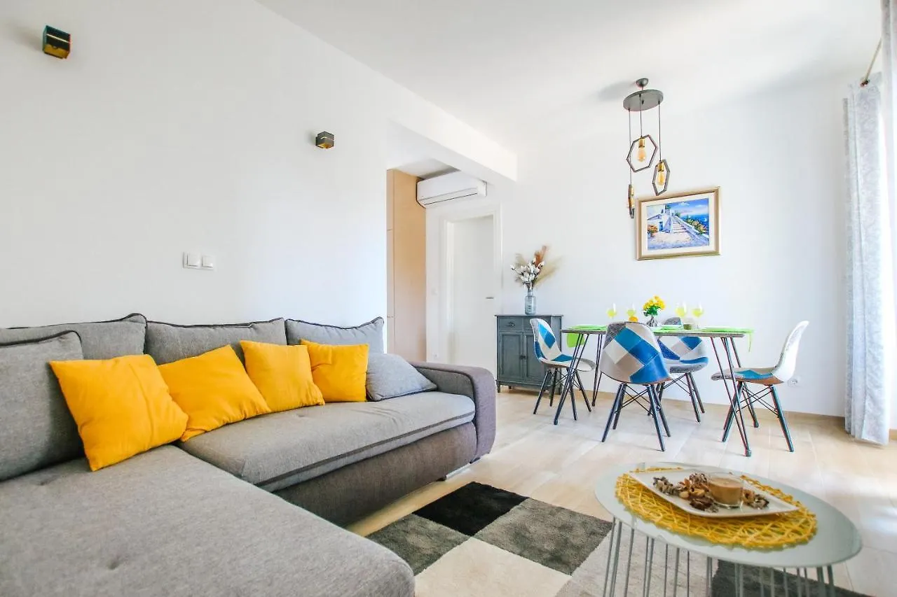 Διαμέρισμα Apartman Gaby Τρογκίρ
