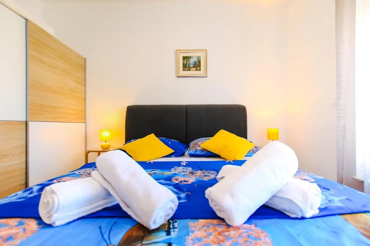 Apartman Gaby Trogir 0*,  Croatia